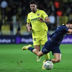 El regreso de Gerard y la lesión de Pedraza marcan la derrota ante el Fenerbahçe