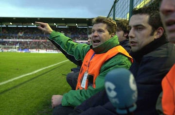 El empresario ucraniano llegó a presidir cuatro clubes españoles, entre ellos el Racing de Santander y el Alavés. Sus ganas de ser entrenador le llevaron a protagonizar momentos realmente excéntricos tales como hacerse pasar por utillero o periodista para poder estar cerca del césped y del banquillo. También tuvo problemas con la Justicia que acabó embargándole sus bienes en España para hacer frente a diferentes deudas con el Alavés. Un juzgado de Vitoria emitió en 2017 una orden de detención internacional contra él.