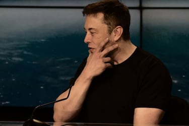 Elon Musk planea despedir a la mitad de la plantilla de Twitter y eliminar el teletrabajo