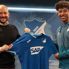 Hansi Flick wanted to keep Chris Richards on at Bayern Munich