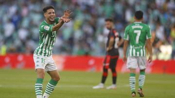 Álex Moreno, en un partido.