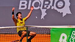 Tiene 18 años, trabaja con el coach de Tabilo y ya ganó su primer punto ATP: la historia de Nico Villalón