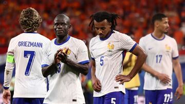 Leipzig (Germany), 21/06/2024.- N'Golo Kante of France reacts after the UEFA EURO 2024 Group D soccer match between Netherlands and France, in Leipzig, Germany, 21 June 2024. (Francia, Alemania, Países Bajos; Holanda) EFE/EPA/ANNA SZILAGYI