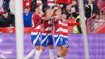 Hat-trick de Uzuni que hunde más al Cartagena