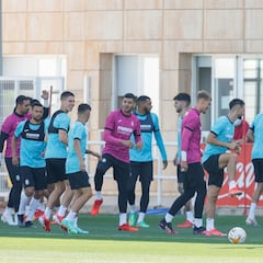 Asenjo se queda solo