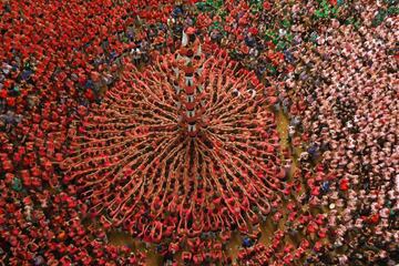 The "Colla Vella dels Xiquets de Valls" human tower team form a "castell" in Tarragona on October 2 2016.