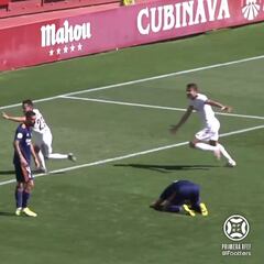 El gol que encajó el Castilla que debe tener a Raúl echando humo