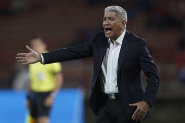 Octavio Zambrano, técnico del DIM