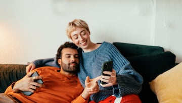 Leonardi explains the psychology behind smartphone addiction and offers realistic ways to reduce screen time.