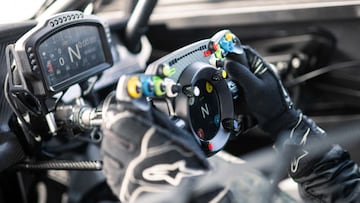 Así luce el volante que se puede conectar a una consola