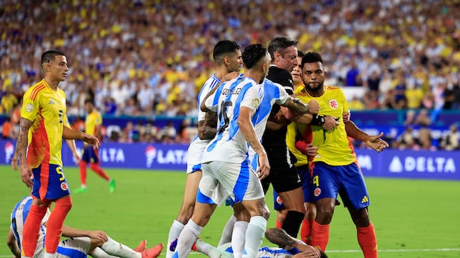 Raphael Claus, arbitraje polémico en la final Argentina - Colombia