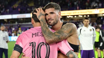 ORLANDO, FLORIDA - MARCH 01: Lionel Messi #10 of Inter Miami CF celebrates with teammate Rodrigo De Paul #7 after winning the MLS match between Orlando City SC and Inter Miami CF at Inter&Co Stadium on March 01, 2026 in Orlando, Florida. Dustin Markland/Getty Images/AFP (Photo by Dustin Markland / GETTY IMAGES NORTH AMERICA / Getty Images via AFP)
