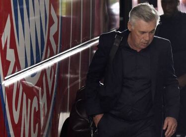 Hoeness: "Ancelotti had five players against him"