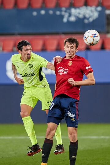 Budimir marca el 1-2 al Atlético.