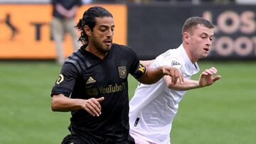 El entrenador de LAFC puso por lo alto a Carlos Vela después de su actuación en la Semana 1, donde anotó el gol del triunfo ante Inter Miami.