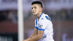 Con gol de penal de Almada sobre el final, Vélez elimina a Peñarol y sigue en la Sudamericana