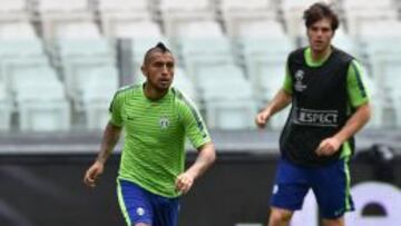 Arturo Vidal será titular este sábado en Juventus ante Barcelona, por la final de la Champions League. Después tomará rápidamente un vuelo para sumarse a la Selección.