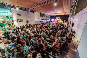 Ponencia de Bob Pop en el FLEM 2025 / Miquel A Cañellas