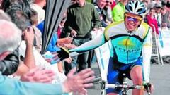 Contador recibe en París su tercera Bicicleta de Oro