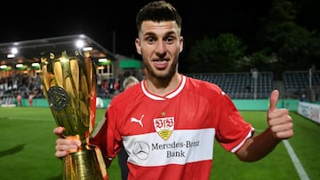 Bayern snap up promising Leon Dajaku from Stuttgart