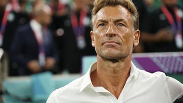 LUSAIL CITY, QATAR - NOVEMBER 30: Herve Renard, Head Coach of Saudi Arabia, looks on prior to the FIFA World Cup Qatar 2022 Group C match between Saudi Arabia and Mexico at Lusail Stadium on November 30, 2022 in Lusail City, Qatar. (Photo by Maddie Meyer - FIFA/FIFA via Getty Images)