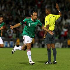 La FIFA felicita a Cuauhtémoc Blanco por su cumpleaños