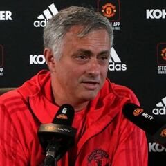 Mourinho cita a la prensa a las 8:00... para hablar ocho minutos