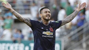 Pinilla: "Creo que jugaré tres años más a muy buen nivel"