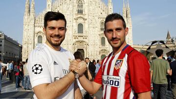 Seguidores de Real Madrid y Atl&eacute;tico en la final de Mil&aacute;n. 