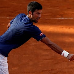 Djokovic sonríe ante Bautista y se medirá a Del Potro en cuartos