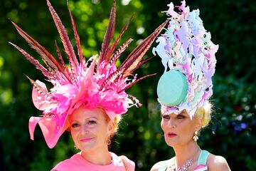 Esta semana se celebra en Ascot, al sur de Inglaterra, la tradicional y pintoresca carrera de caballos con la presencia de la realeza británica.