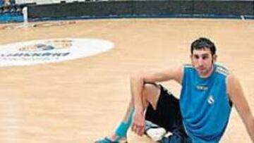 <b>COMBATIVO. </b>A Álex Mumbrú le motiva volver a enfrentarse al DKV Joventut, el equipo donde se formó y desde el que dio el salto al Real Madrid.