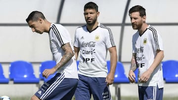 Di María: "El Kun se quiere matar"