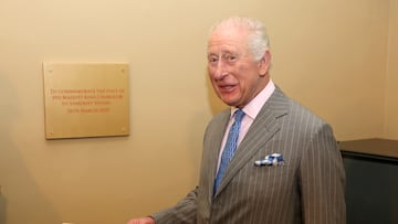 The strange reason why Buckingham Palace waited until 9 p.m. to reveal hospitalization of King Charles