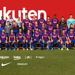 Foto oficial del Barça con los equipos masculino y femenino