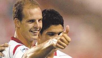 <b>GRAN PREMIO. </b>El canterano Kepa, que ha conseguido quedarse en la primera plantilla nervionense, vive su mejor momento como futbolista.