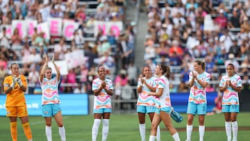 SAN DIEGO, CALIFORNIA - SEPTEMBER 08: Alex Morgan #13 of San Diego Wave FC leaves the field during the first half against North Carolina Courage at Snapdragon Stadium on September 08, 2024 in San Diego, California. Morgan announced her retirement three days prior to the game. Meg Oliphant/Getty Images/AFP (Photo by Meg Oliphant / GETTY IMAGES NORTH AMERICA / Getty Images via AFP)