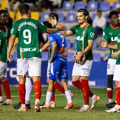 El Alavés mete diez al Depor Murcia