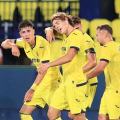 Requena y Bri, a punto