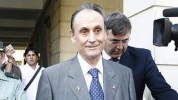 <b>DE JUZGADOS. </b>Lopera estudia impugnar la Junta de Accionistas del próximo 14 de diciembre.