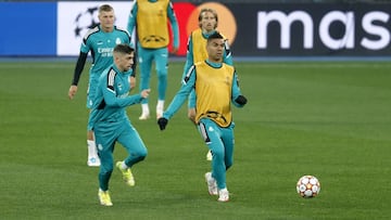 Valverde podría jugar el Clásico acompañando a Casemiro, Modric y Kroos.