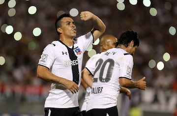 Esteban Paredes fue el máximo anotador del 2015. Hizo 29 goles por Colo Colo.