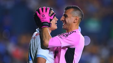 Gabriel Fernandez of Cruz Azul and Nahuel Guzman of Tigres during the Semi-Finals first leg match between Tigres UANL and Cruz Azul as part of the CONCACAF Champions Cup 2025, at Universitario Stadium on April 23, 2025 in Monterrey, Nuevo Leon, Mexico.