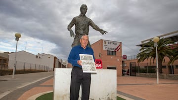 Pepe Claramunt, con el AS de la Liga de 1971.