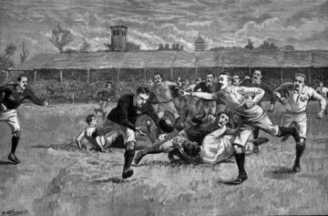 El torneo VI Naciones como ahora se conoce no tiene una larga vida, ya que data del a?o 2000, pero es el heredero del Cinco Naciones y antes del Cuatro. El campeonato primigenio se disput車 de 1882 a 1883 y enfrentaba a las cuatro naciones de Reino Unido (Escocia, Gales, Inglaterra e Irlanda). En 1910, y hasta 1931, Francia form車 parte del torneo y desde 1947 participa de manera fija. Por 迆ltimo, Italia se sum車 en el 2000.