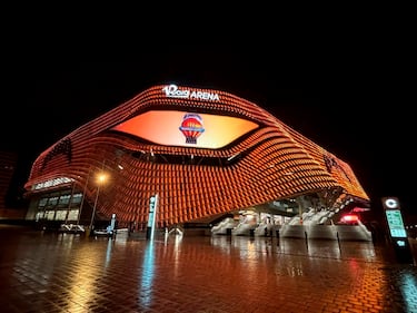 El Roig Arena, nuevo recinto del Valencia Basket, es el espacio polivalente mas moderno de Europa con un coste de más de 400 millones de euros.