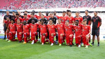 16 July 2022, Bavaria, Munich: Soccer: Bundesliga, team presentation and training FC Bayern Munich at the Allianz Arena. Coach Julian Nagelsmann (3rd row, l) and the players stand together for a photo. Photo: Sven Hoppe/dpa (Photo by Sven Hoppe/picture alliance via Getty Images)