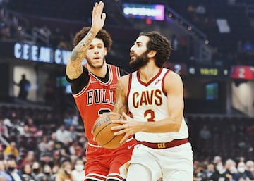 El base español (30 años y 1,90 m) jugará esta temporada en Cleveland Cavaliers, donde su función es clara… y bastante recurrente los últimos cursos: deberá ser el guía de una plantilla joven y en construcción. Es su cuarta franquicia en menos de un año: Phoenix, Oklahoma, Minnesota y, ahora, Cleveland. Todo ello desde el 11 de noviembre de 2020. 