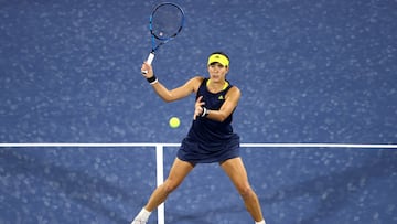 Muguruza gana a Begu a medio gas y se enfrentará a Anisimova