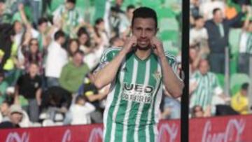 Rub&eacute;n Castro celebra el tanto ante el Valencia. 